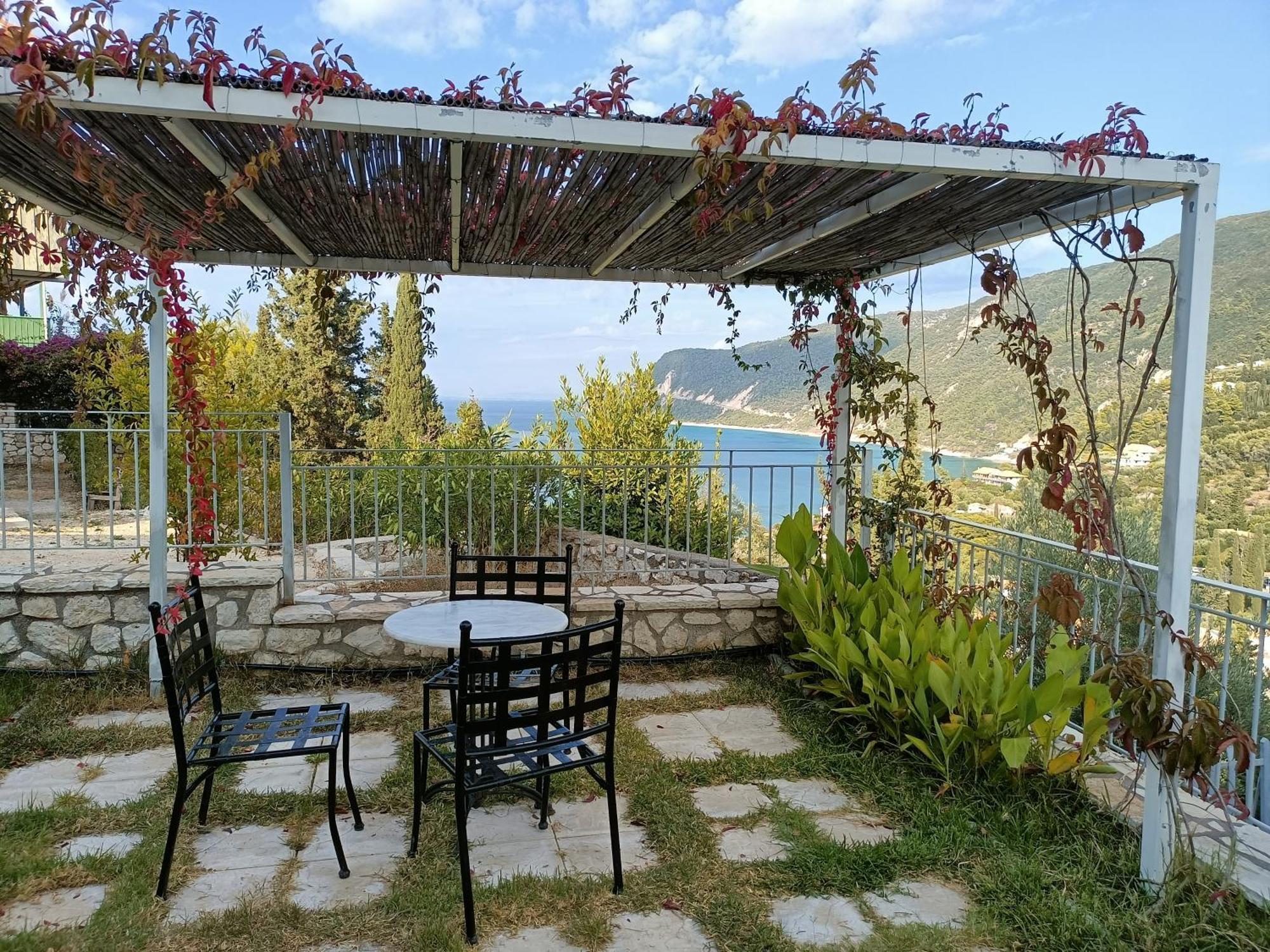 Vila Deep Blue-Apartment Selana Sea View Áyios Nikítas 外观 照片
