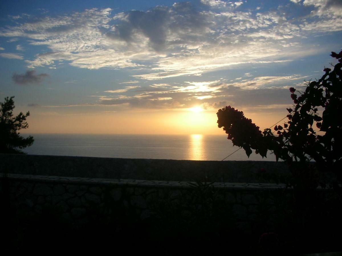 Vila Deep Blue-Apartment Selana Sea View Áyios Nikítas 外观 照片