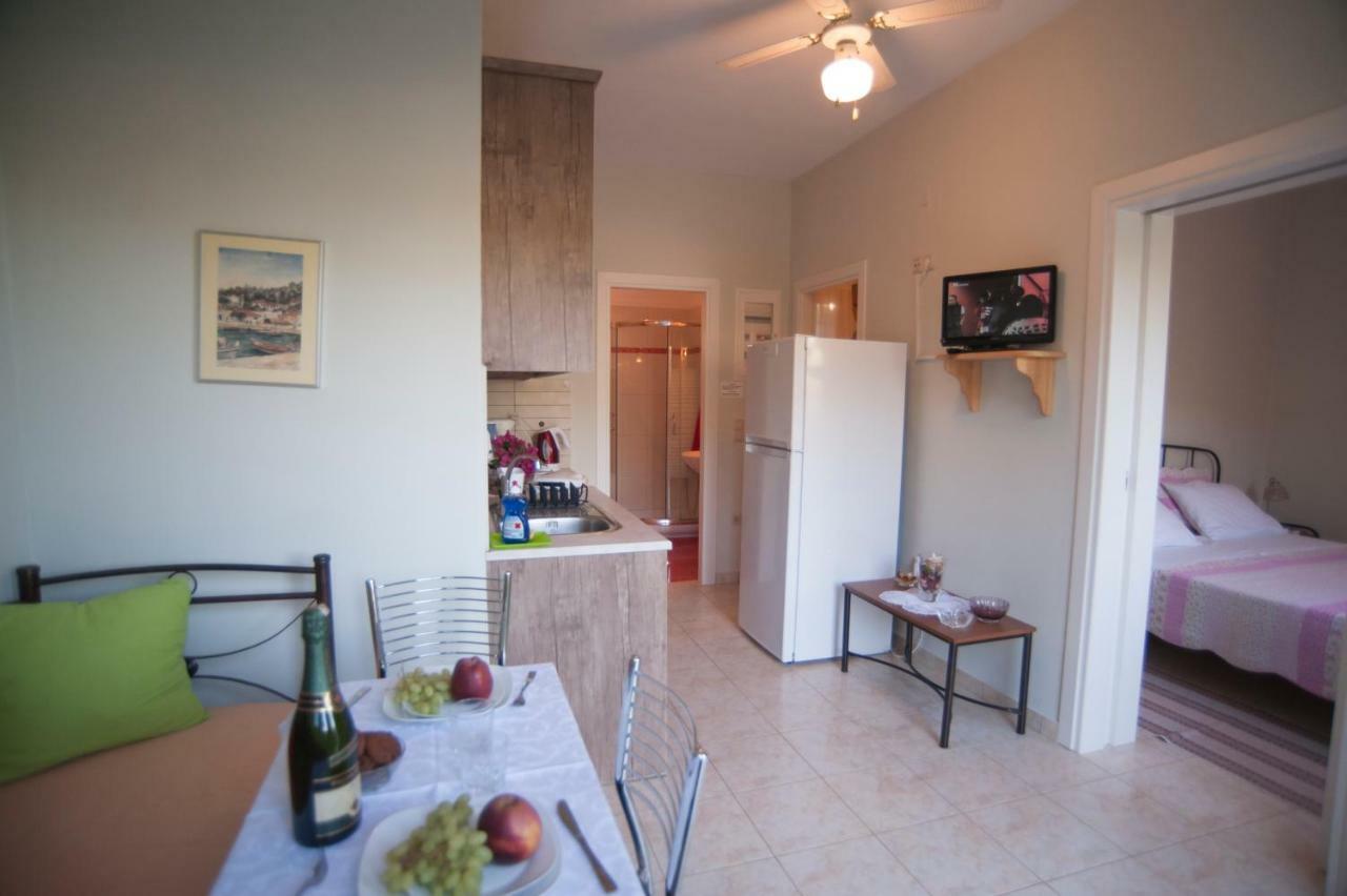 Vila Deep Blue-Apartment Selana Sea View Áyios Nikítas 外观 照片
